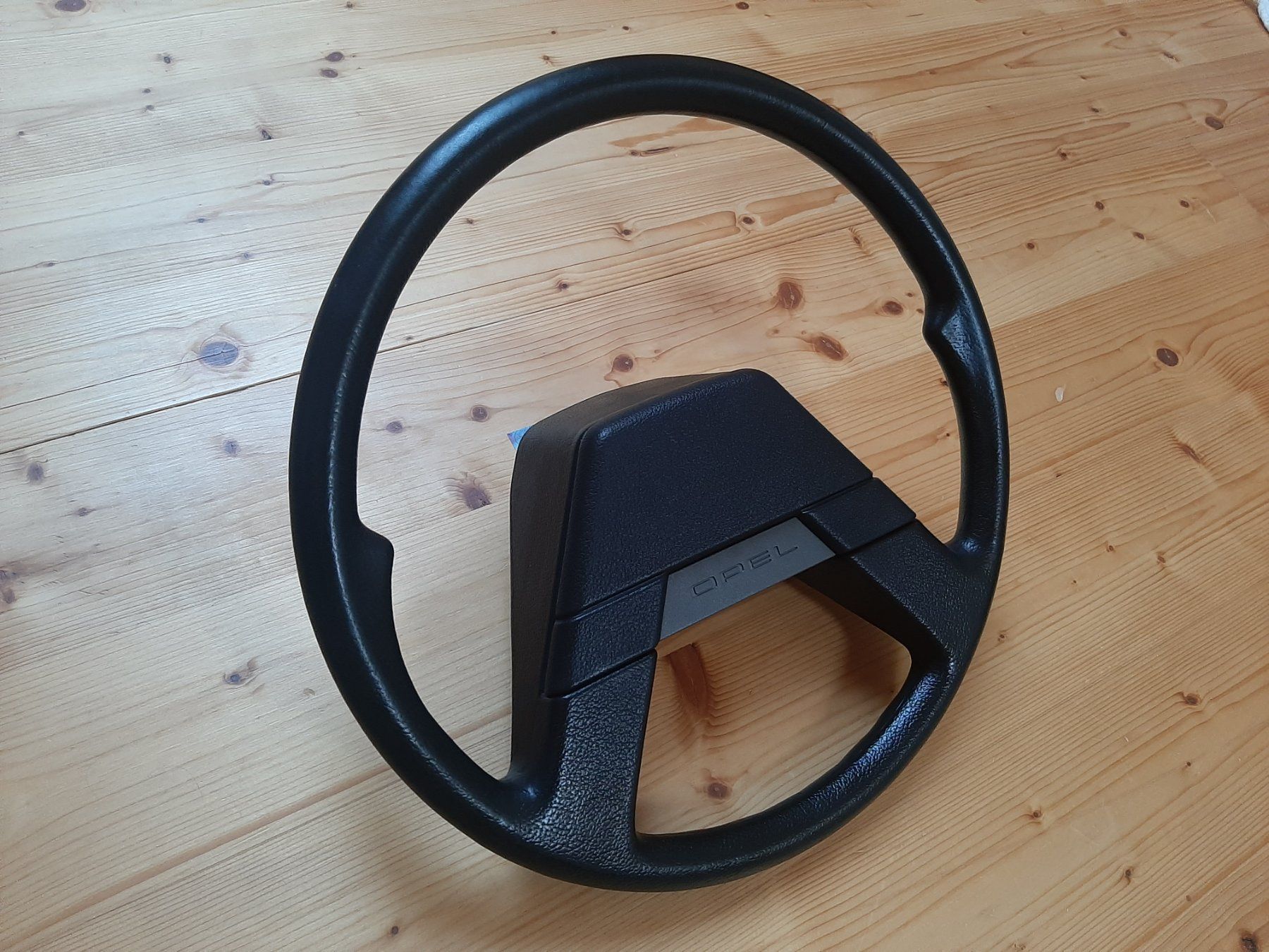 Opel Tutti pezzi di ricambio auto: Opel Rekord E2 Lenkrad orginal – Usato da Mönthal venduto da Radon733 1