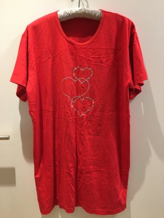 Damen T-Shirt mit Herzfiguren Gr.XL, wie NEU,