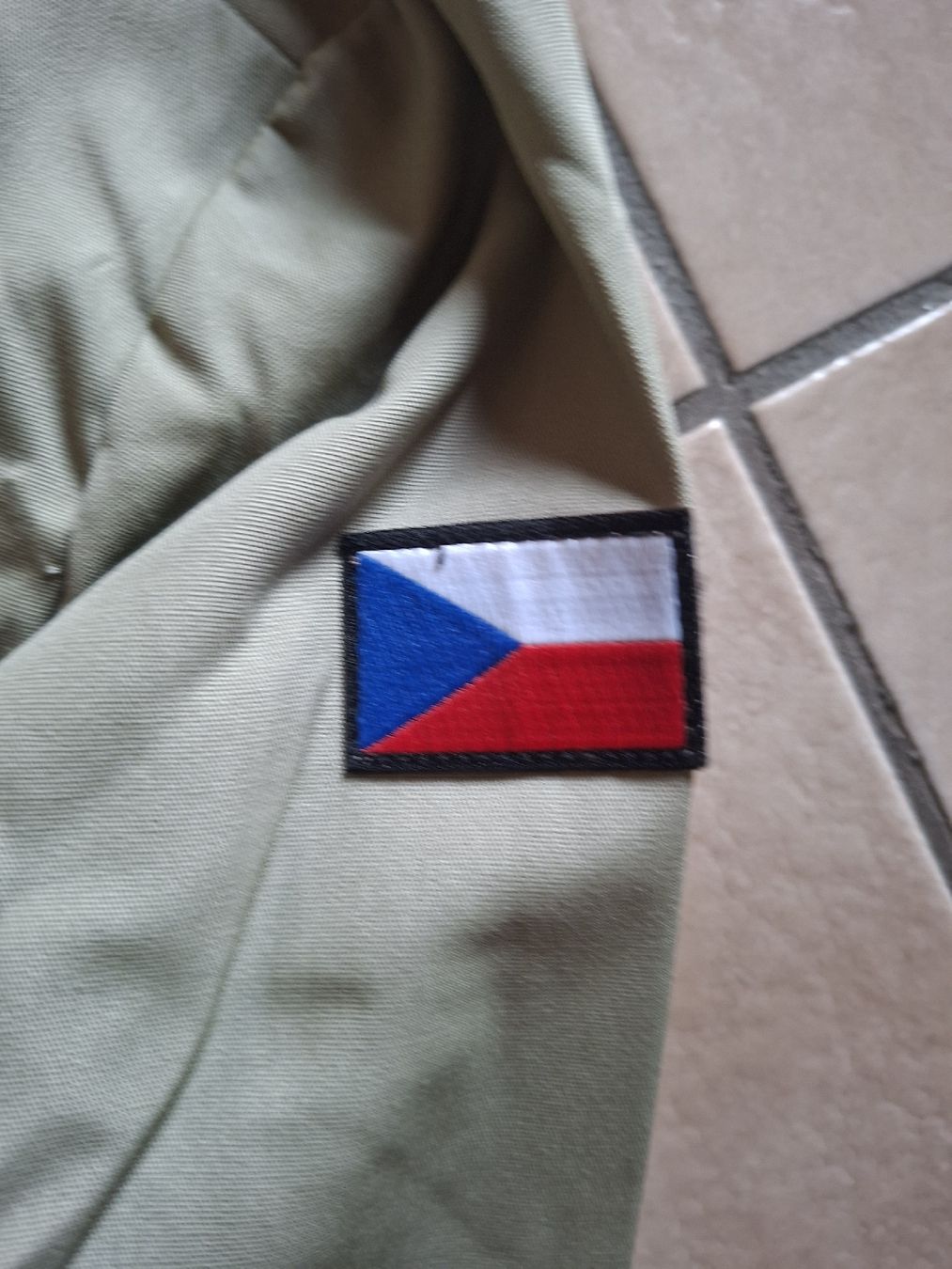 Uniformes: Tschechien,  Armee Militär Hemd – Neuf (Voir description) à Schwanden Sigrisw par len_9yqg 1