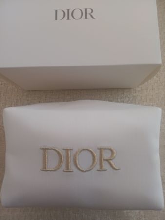 DIOR NEU Kosmetiktasche mit DIOR Logo unbenutzt in Karton