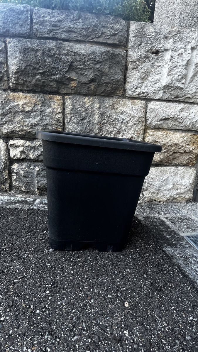 Blumentöpfe: Anzuchttöpfe – Gebraucht aus Breitenbach von aya_w5x7 2