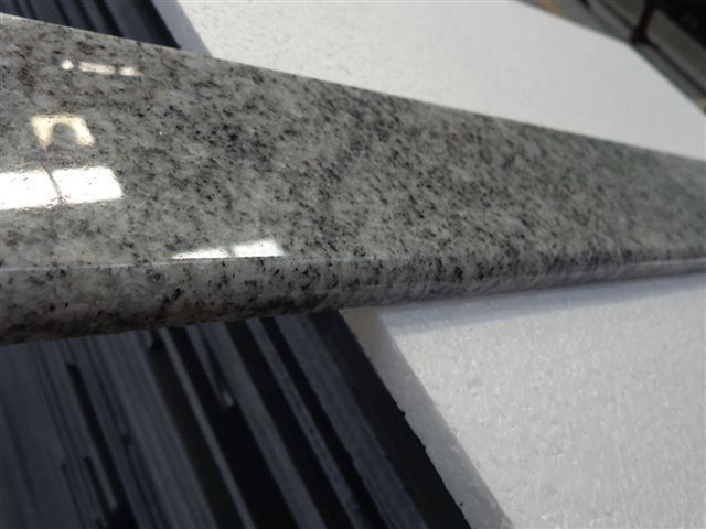 Rivestimenti per pavimenti: Naturstein SOCKEL Black Forest – Nuovo e nell'imballaggio originale da Dietikon venduto da Baedershop24 1