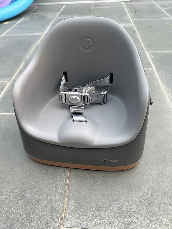 Seggiolini per auto: Maxi Cosi Sitzerhöhung Jay Plus 3in1 Elegance Graphite – Usato da Freienwil venduto da Amilies 1