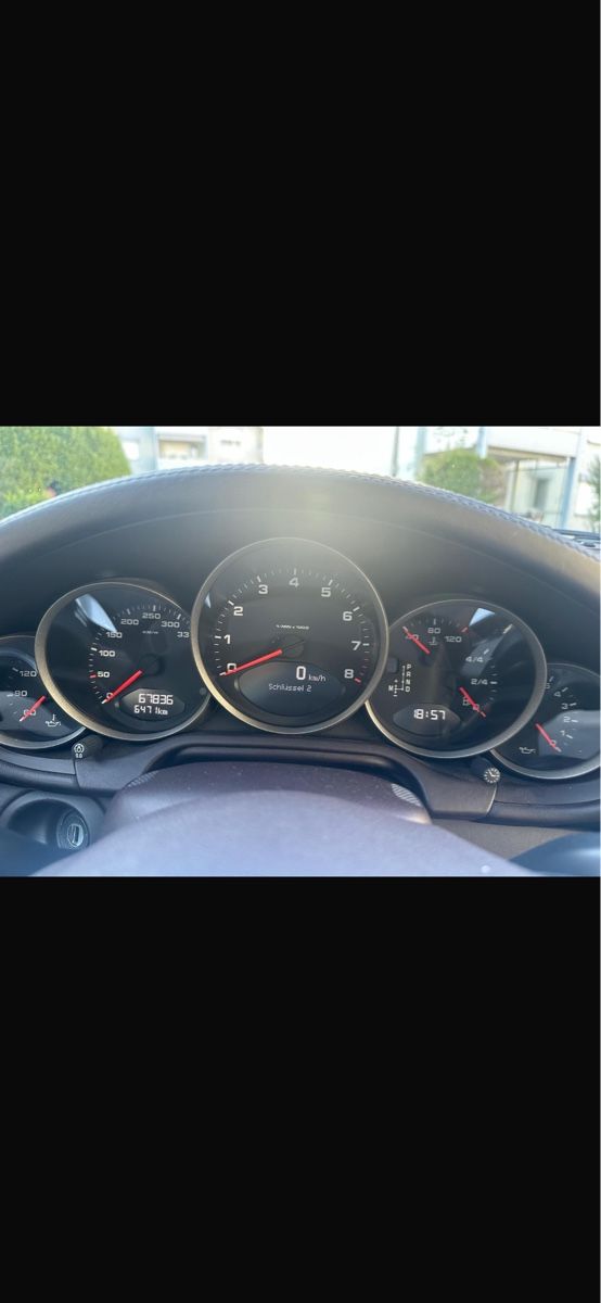 Porsche Autos: PORSCHE 3.8 Carrera 4S PDK – D'occasion à Kilchberg ZH par bau_x7vy 8