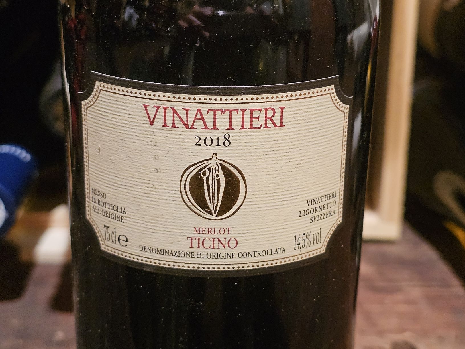 Vino: Vinattieri rosso 2018 cl. 75 Merlot 100% – Nuovo (secondo la descrizione) da Monte Carasso venduto da giave