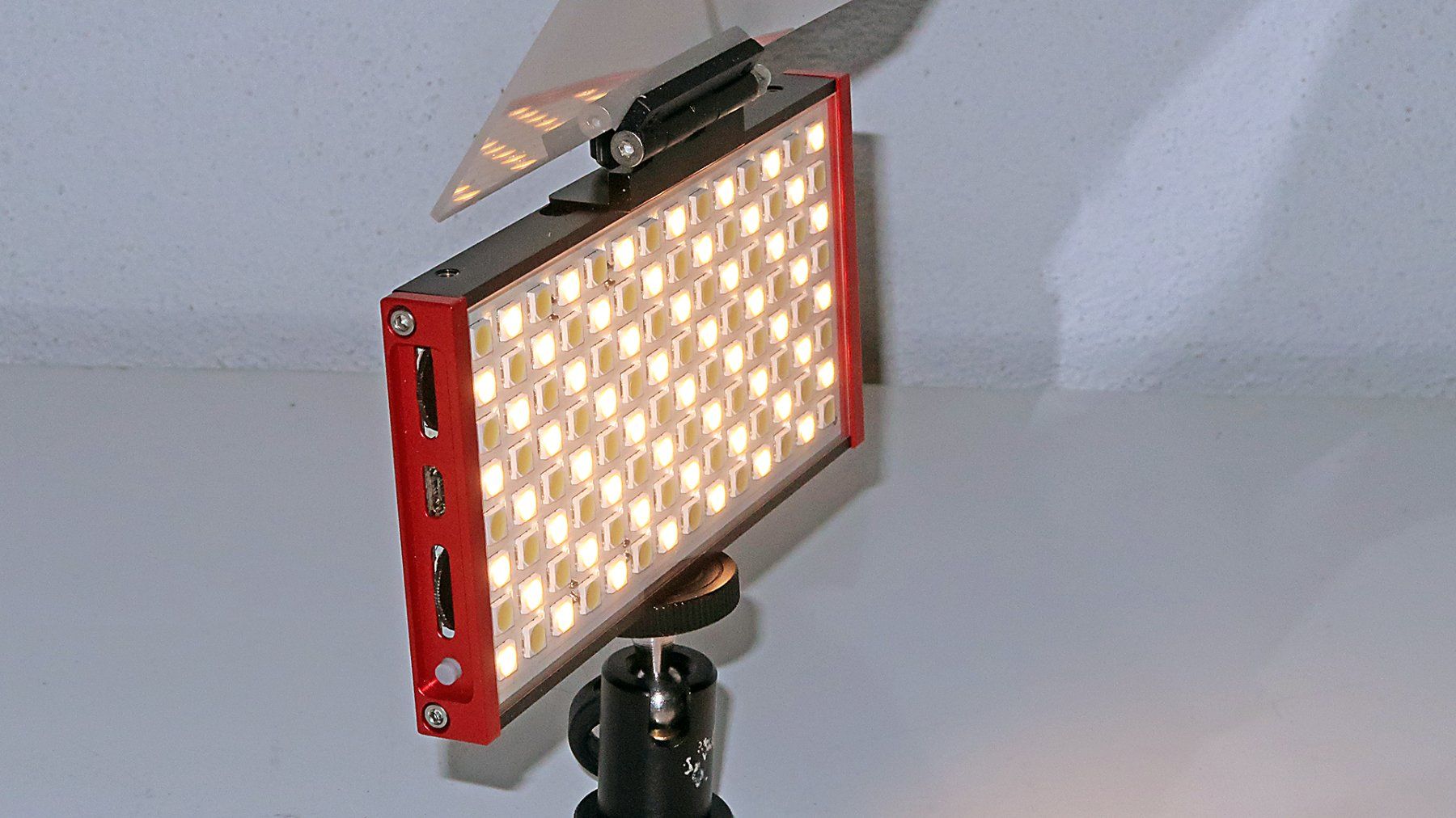 Lampes: Aladdin LED Kameraleuchte A-Lite – D'occasion à Uster par Mruedis 4