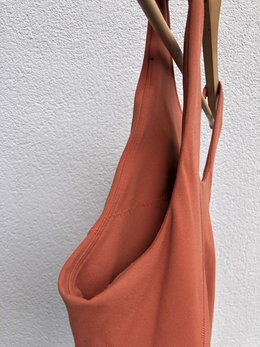 Lululemon Tops: Lulu Lemon top – Gebraucht aus Fribourg von ann_l9b7 5