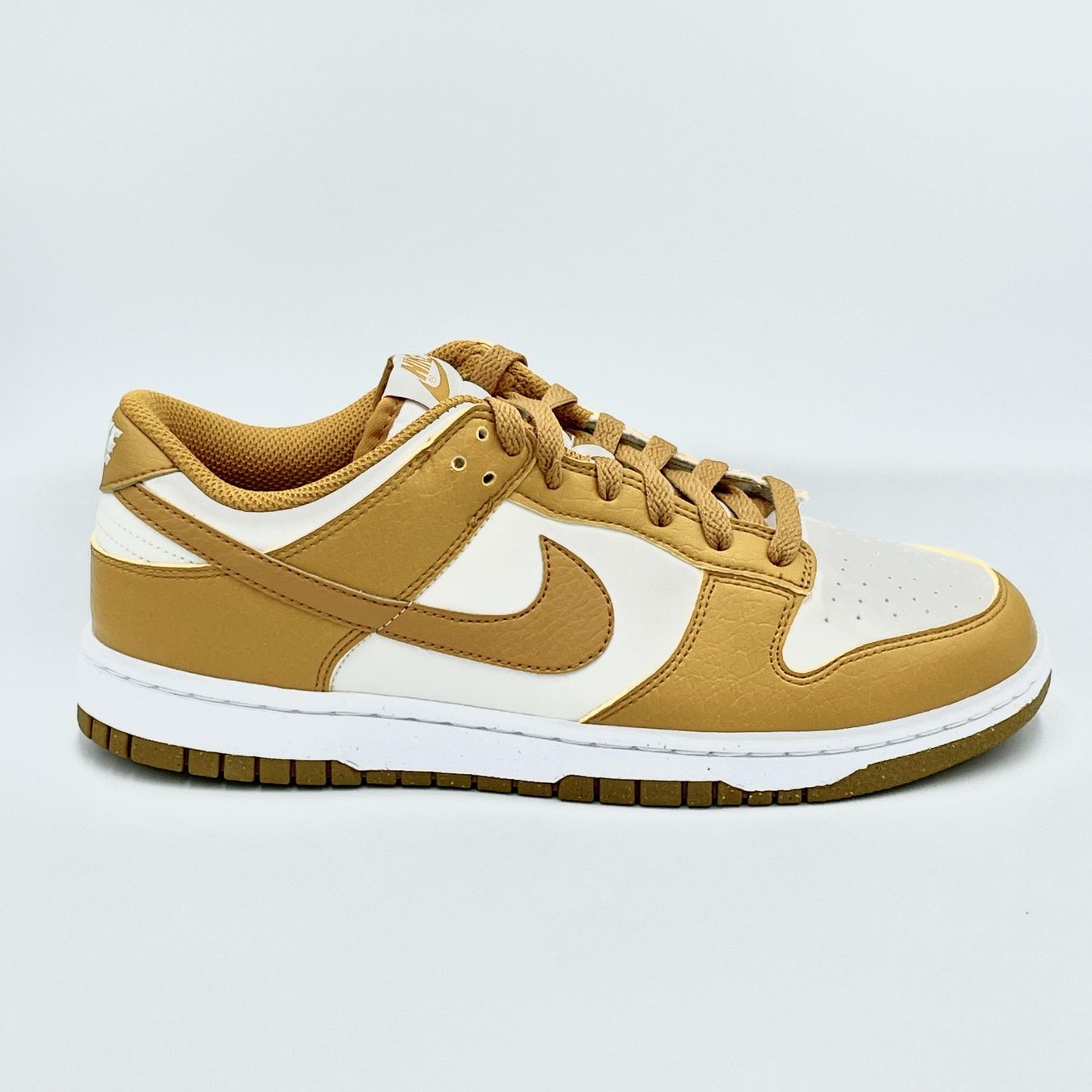 Nike Scarpe da uomo: Nike Dunk Low Light Curry EU 42 – Nuovo e nell'imballaggio originale da Erlinsbach venduto da sasneakers 2