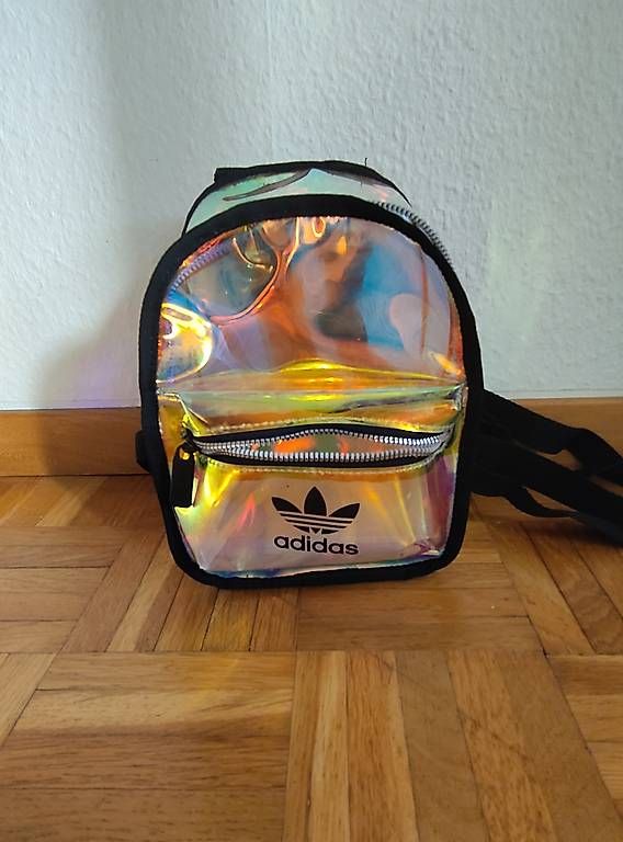 Adidas Sacs à dos: Kleiner Adidas Rucksack – D'occasion à Winterthur par dii_karn 2