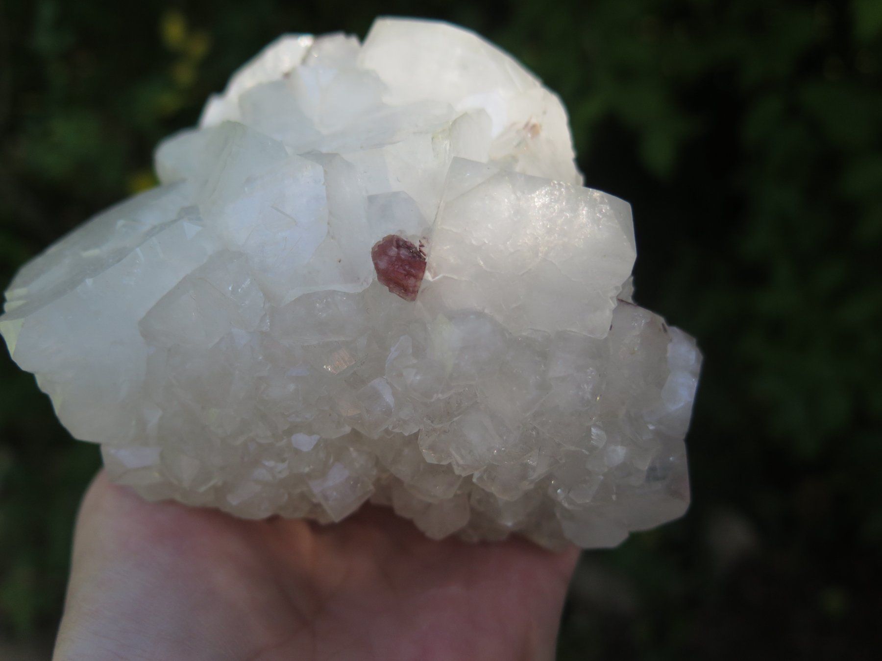 Mineralien & Heilsteine: Apophyllit mit dunklem Stilbit von Indien, ca.777 gr. – Gebraucht aus Schaffhausen von Yamakana51L8736OQ8 3