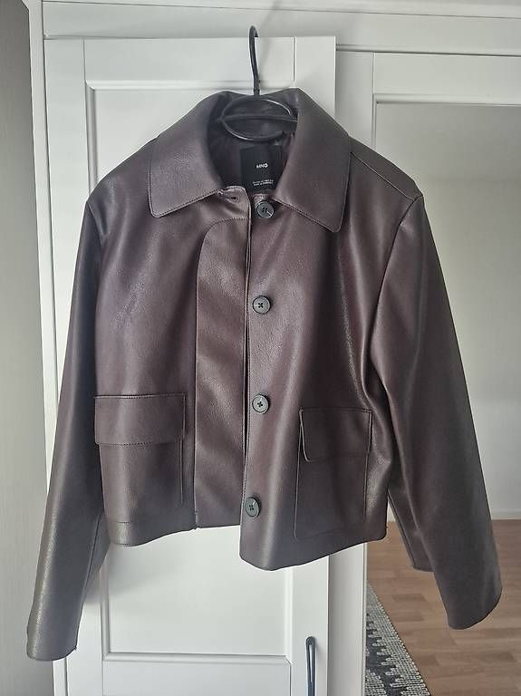 Jacken: Kunstlederjacke Mango – Gebraucht aus Teufen AR von jelenajk 3