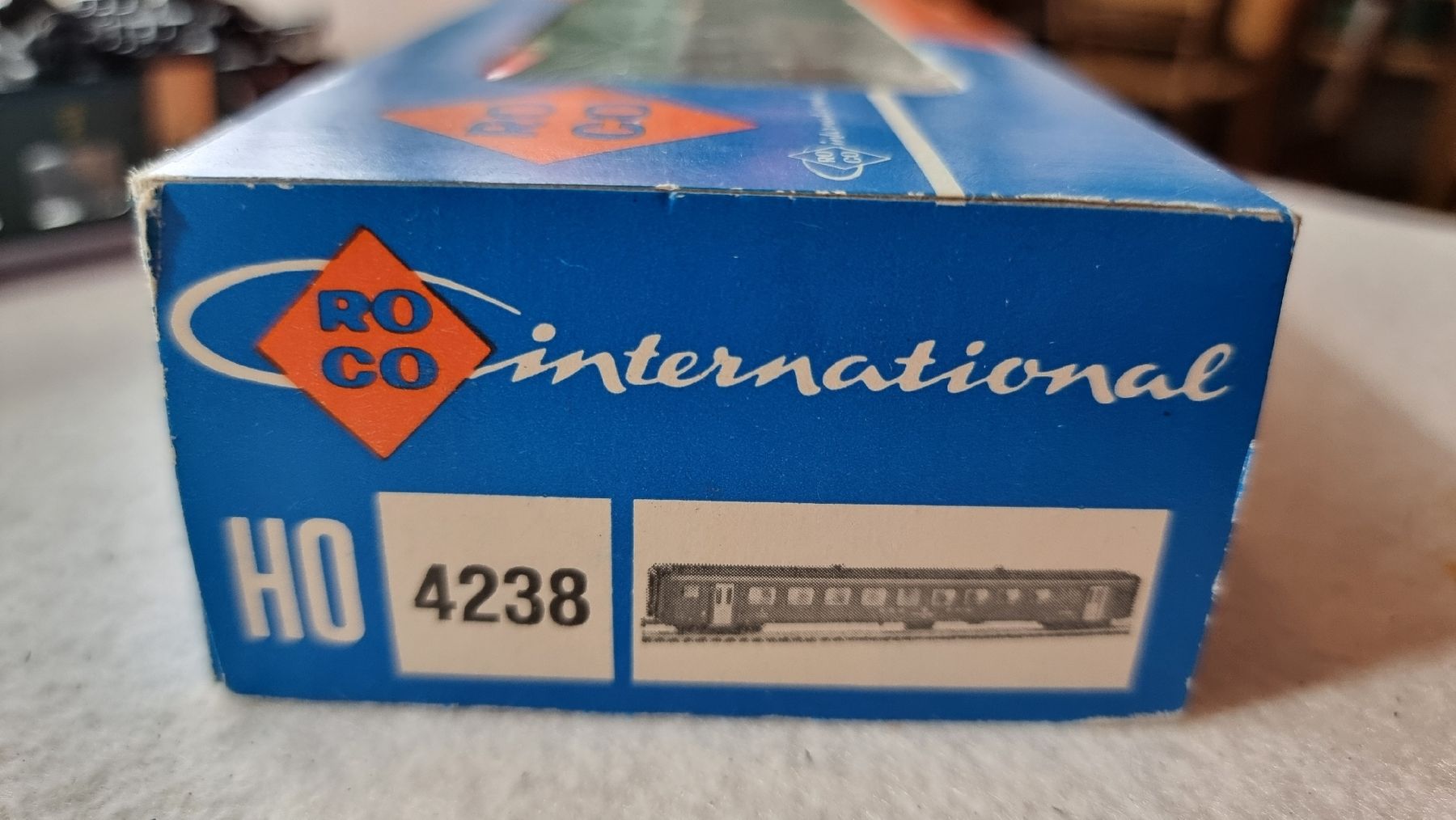 Roco Modellini di ferrovie: Roco 4238 BLS Personenwagen – Nuovo (secondo la descrizione) da Au ZH venduto da Krokodil08 3