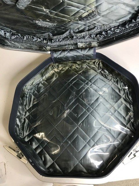 Valises de voyage: graues Beauty Case 70er 8-eckig – D'occasion à Zürich par gigimai67 6