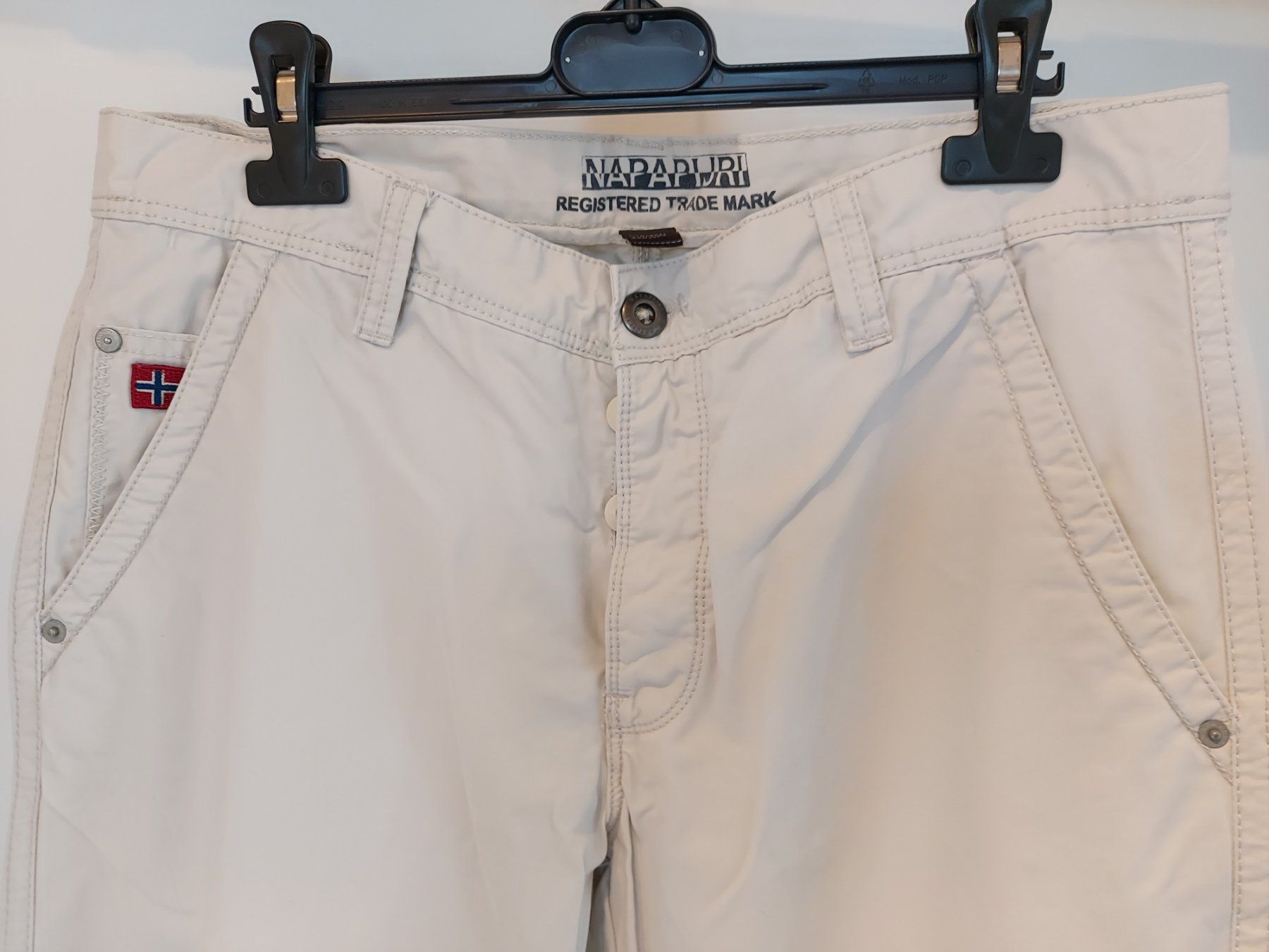 Napapijri Pantaloni: Napapijri pantaloni – Usato da tenero venduto da Mam74 1