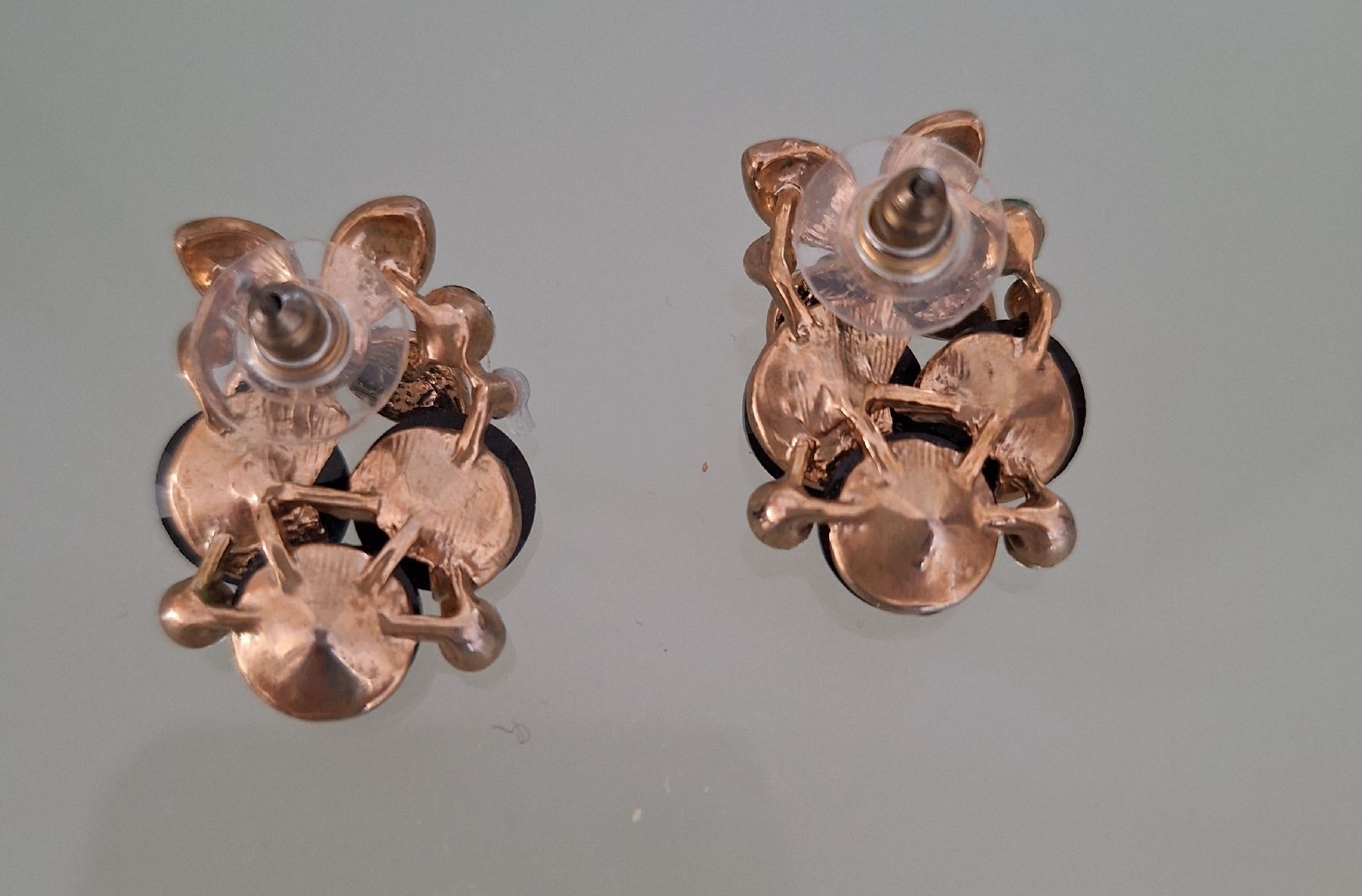 Orecchini pendenti & Orecchini a lobo: OHRSTECKER VINTAGE MIT GLANZ STEINE – Usato da Kerzers venduto da ExpressoTerreno 2