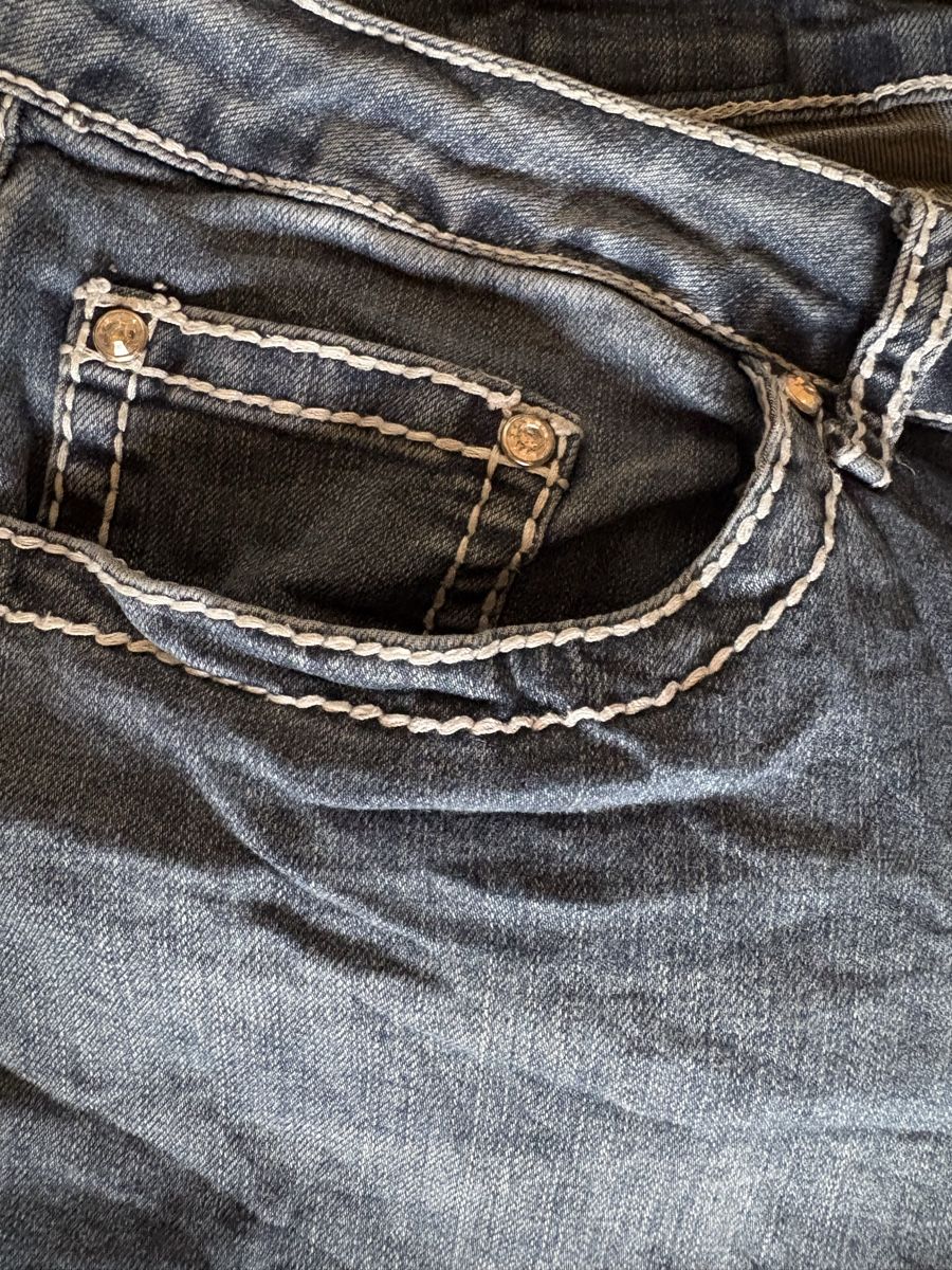 Jeans: Y2K Jeans-Shorts – Usato da Riehen venduto da vintage_basel 3