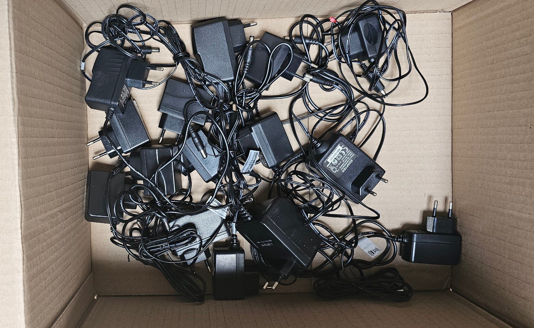 Convertitori: Digital Sound Decoder 5.1 DA-Wandler, 12 Stück – Usato da Birsfelden venduto da missnamrit 5