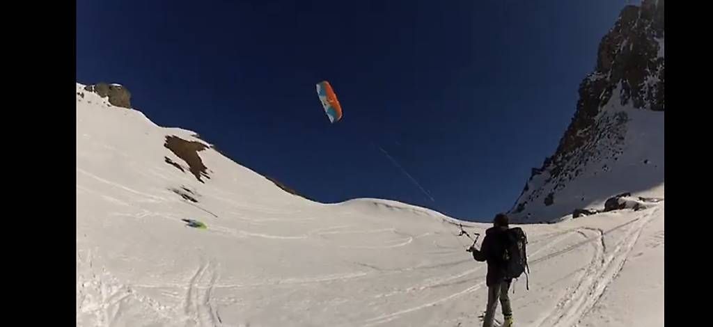 Kite: Aile de snowkite – Gebraucht aus Corcelles NE von geo_9xf8 3