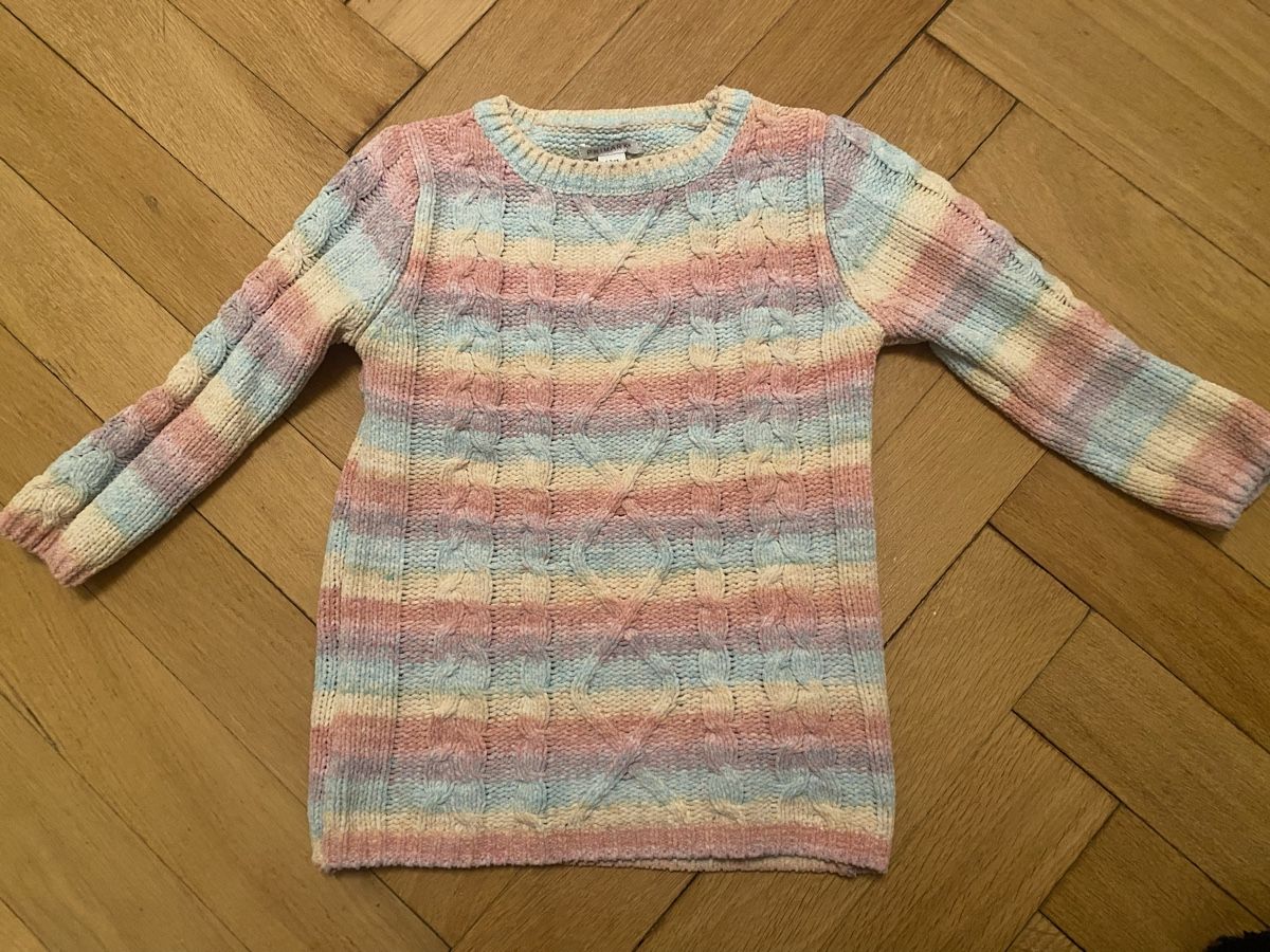 Maglioni & Felpe: Mädchenpullover gestreift, Gr. 122/128, Pastell – Usato da Bern venduto da Elisa64