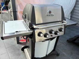 Broil King Signet 390 / Gasgrill mit diversen Zubehör 