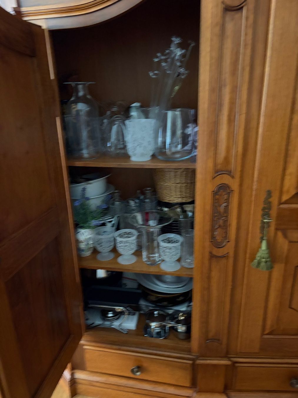 Armadi: Bodenseeschrank aus Kirschbaum mit Intarsien – Usato da Zuerich venduto da Daniel020 4