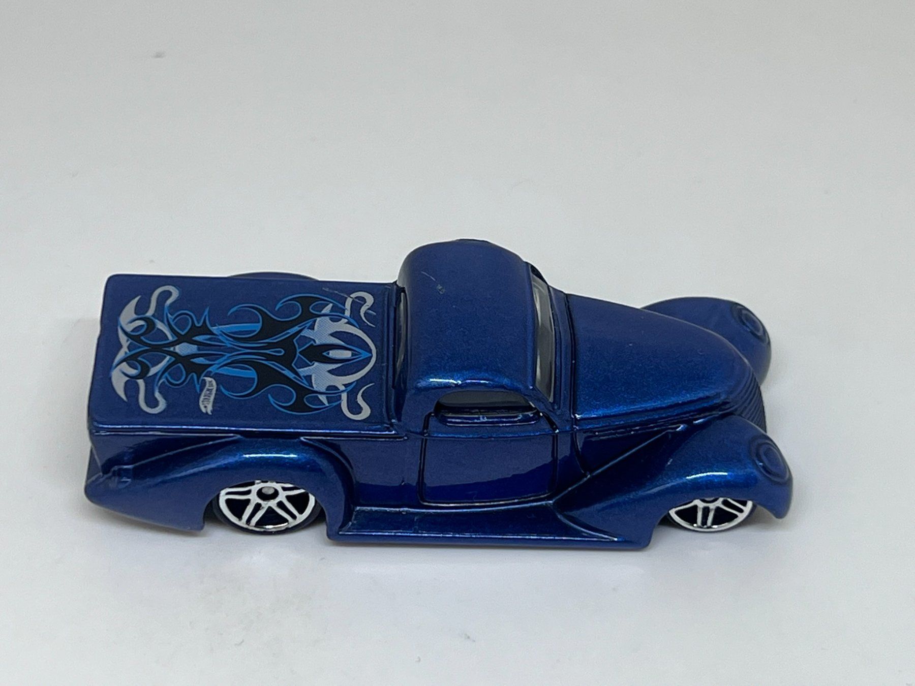 Hot Wheels Modellini d'auto: Hot Wheels Super Smooth #193 – Usato da Wildegg venduto da LaaBoutique 1