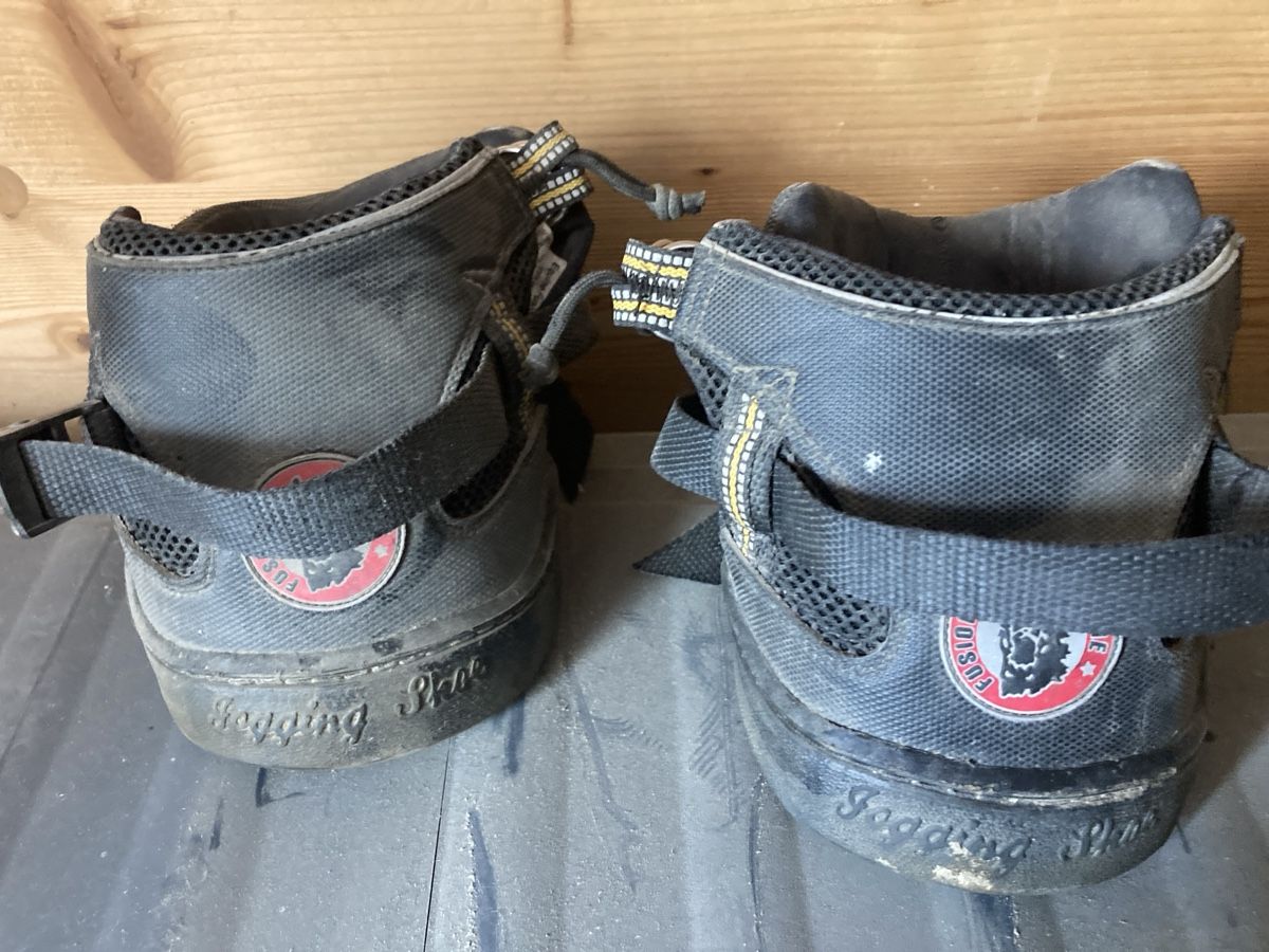 Scarpe per cavalli: Hufschuhe Jogging Ultra slim 12 – Usato da Hettlingen venduto da Baldisriet 1