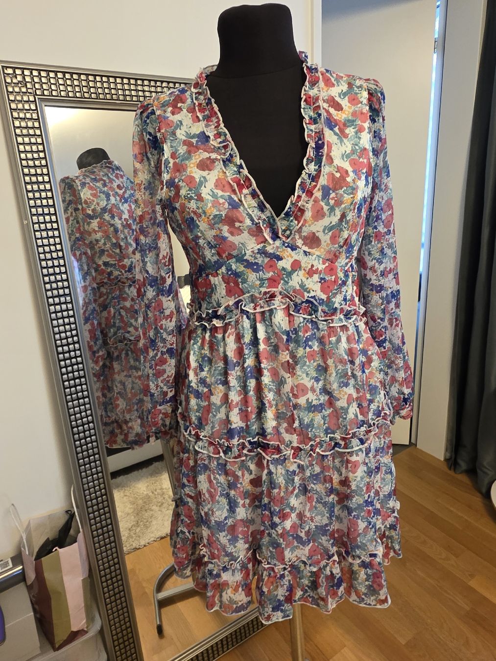 Vero Moda Kleider: Kleid Vero Moda Gr. S – Gebraucht aus Itingen von bea_bxv5