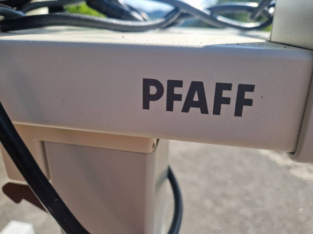 Tutte le macchine: Bügelmaschine Pfaff – Usato da Speicherschwendi venduto da segro12 4