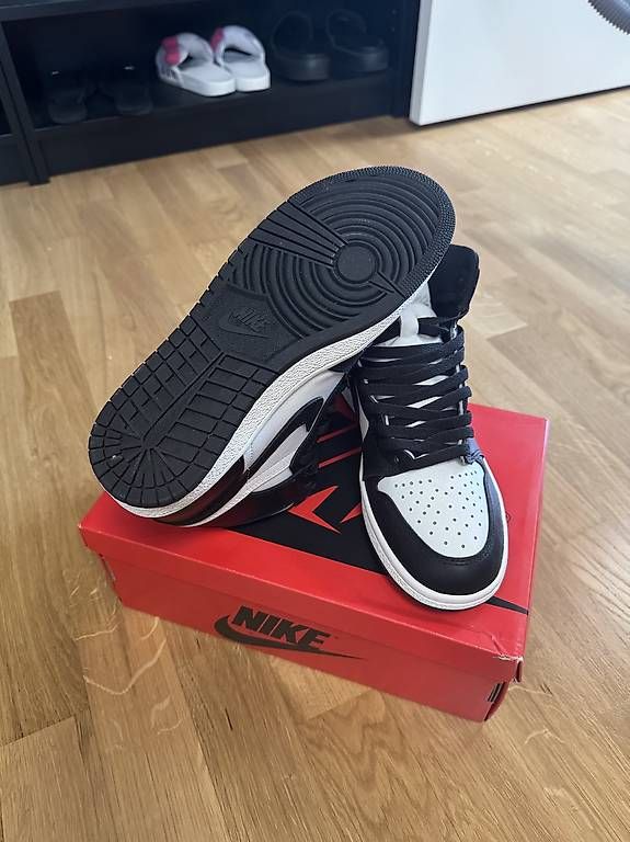 Chaussures hommes: Jordan 1 High – D'occasion à Wallisellen par Riede131 1