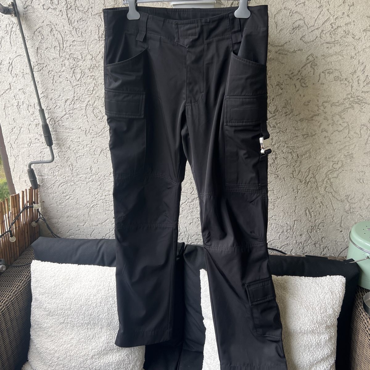 Pantaloni: 1017 Alyx 9sm tactical cargo pants – Nuovo (secondo la descrizione) da Basel venduto da Ili_Snp8 2