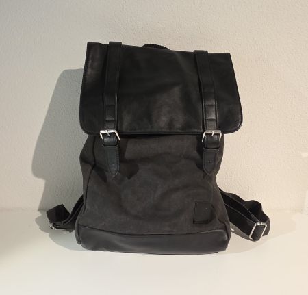 Trendiger Rucksack in Schwarz - Top Zustand!
