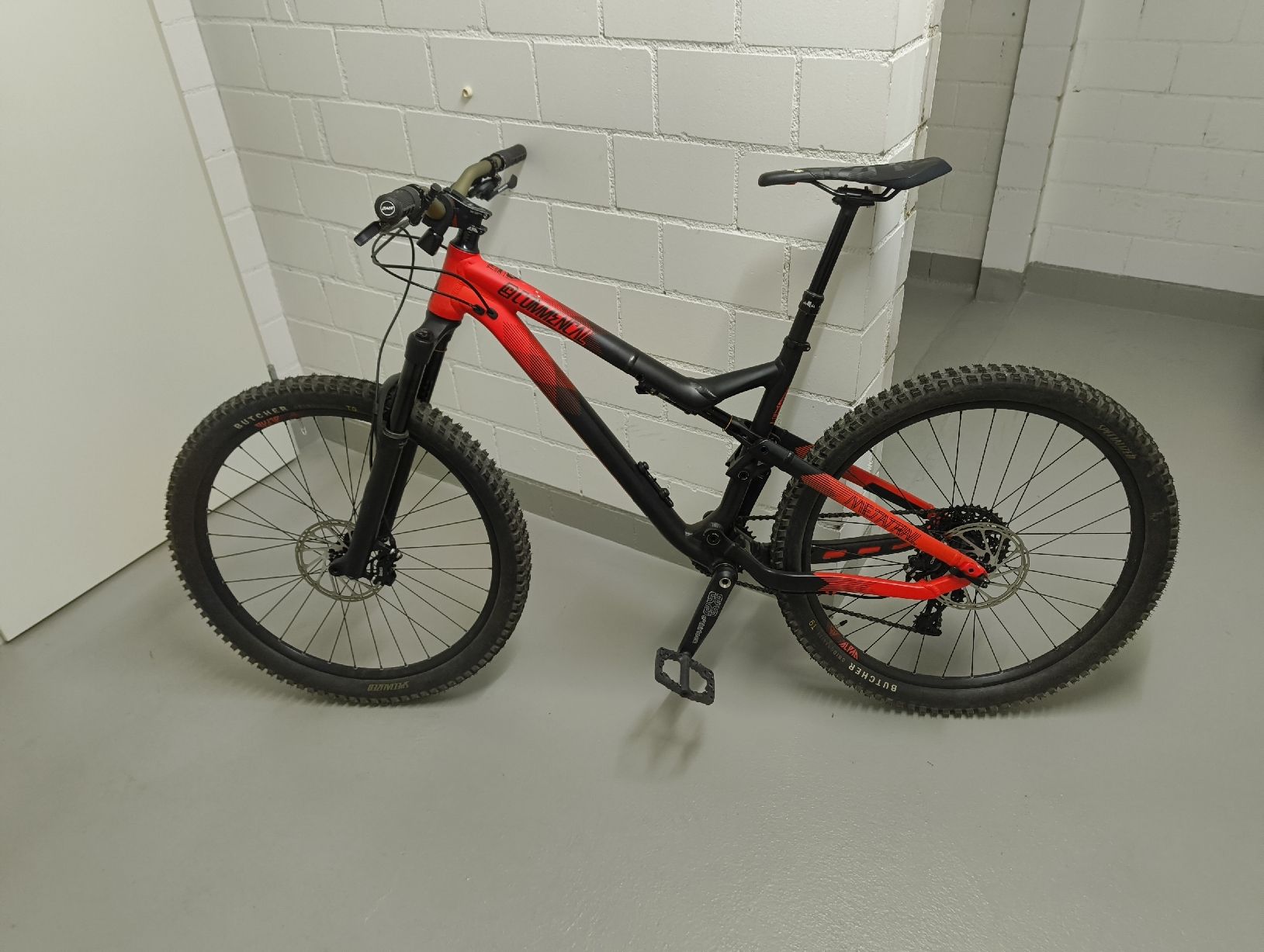 Commencal Velos: Commencal Meta Trail Mountainbike – Gebraucht aus Emmenbrücke von phi_w8tg