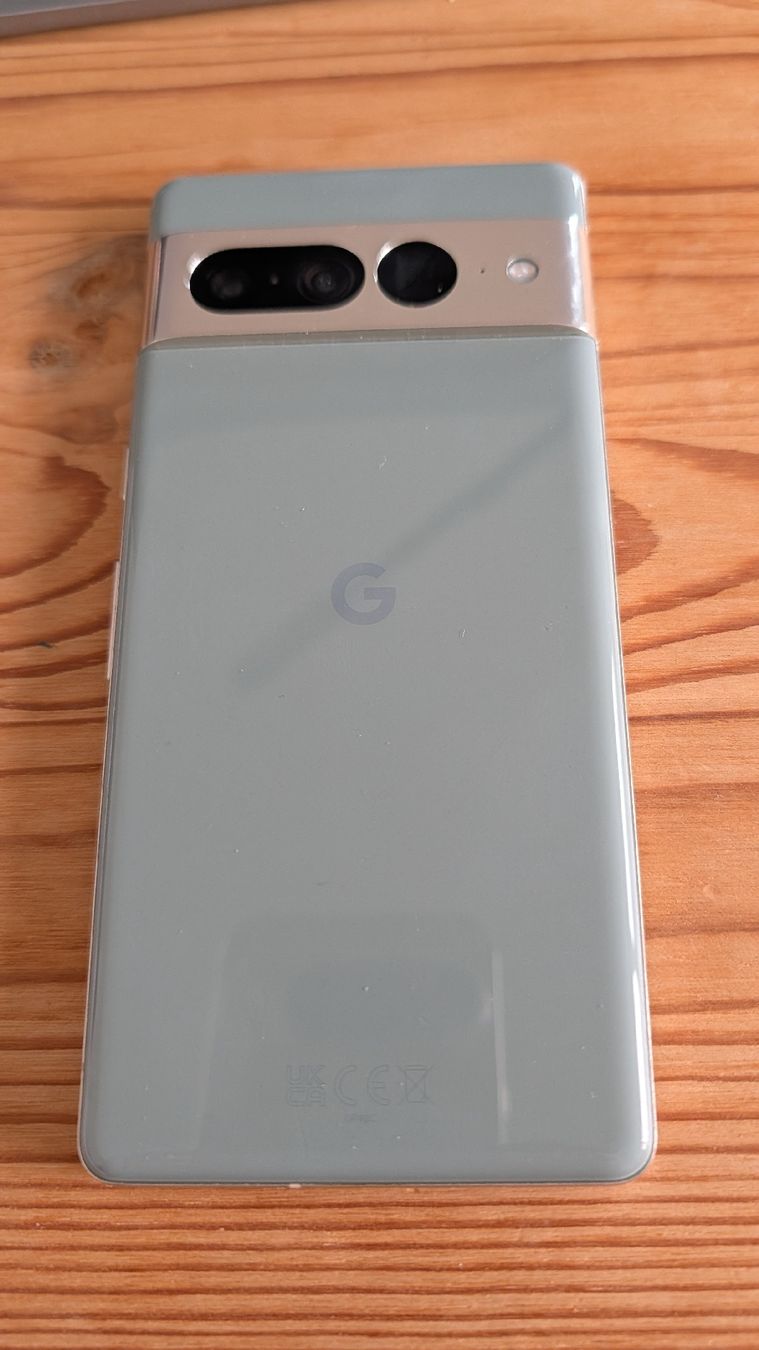 Google Portables: Google Pixel 7 Pro – D'occasion à Oberweningen par Cadillac2
