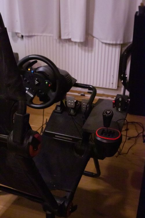 Simracing Setup / Rig / Thrustmaster TMX | Acheter sur Ricardo
