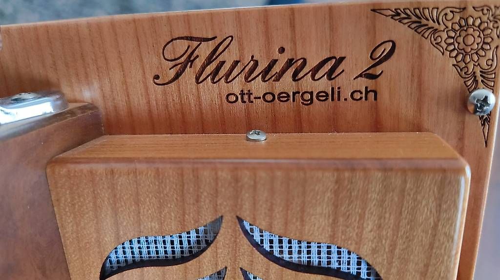 Strumenti musicali: Schwyzerörgeli Ott-Örgeli Flurina 2  – Usato da Nebikon venduto da amg33 4