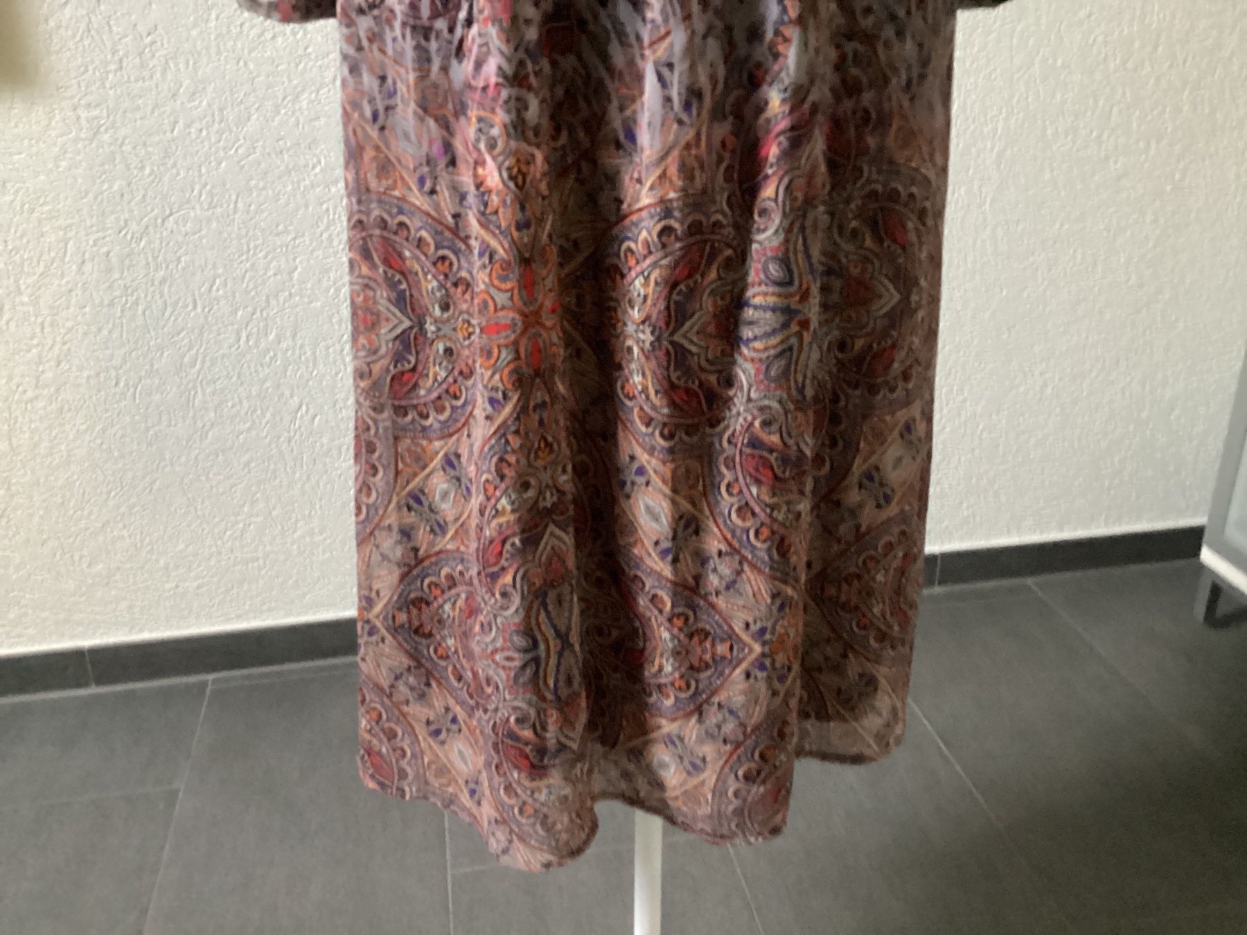 Esprit Kleider: edc Esprit Kleid mit Unterrock und Bindegürtel Gr. 36 – Gebraucht aus Homberg b. Thun von Homata 3