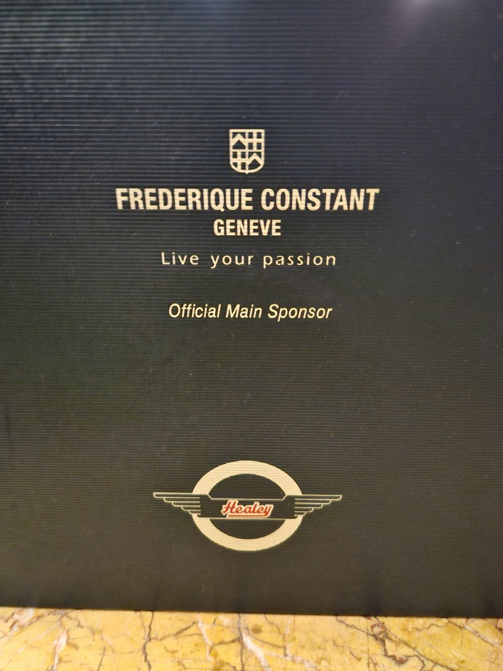 Frederique Constant Orologi: montre FRÉDÉRIQUE CONSTANT et AUSTIN HEALEY avec coffret – Nuovo e nell'imballaggio originale da Cortaillod venduto da lemaurice01 2