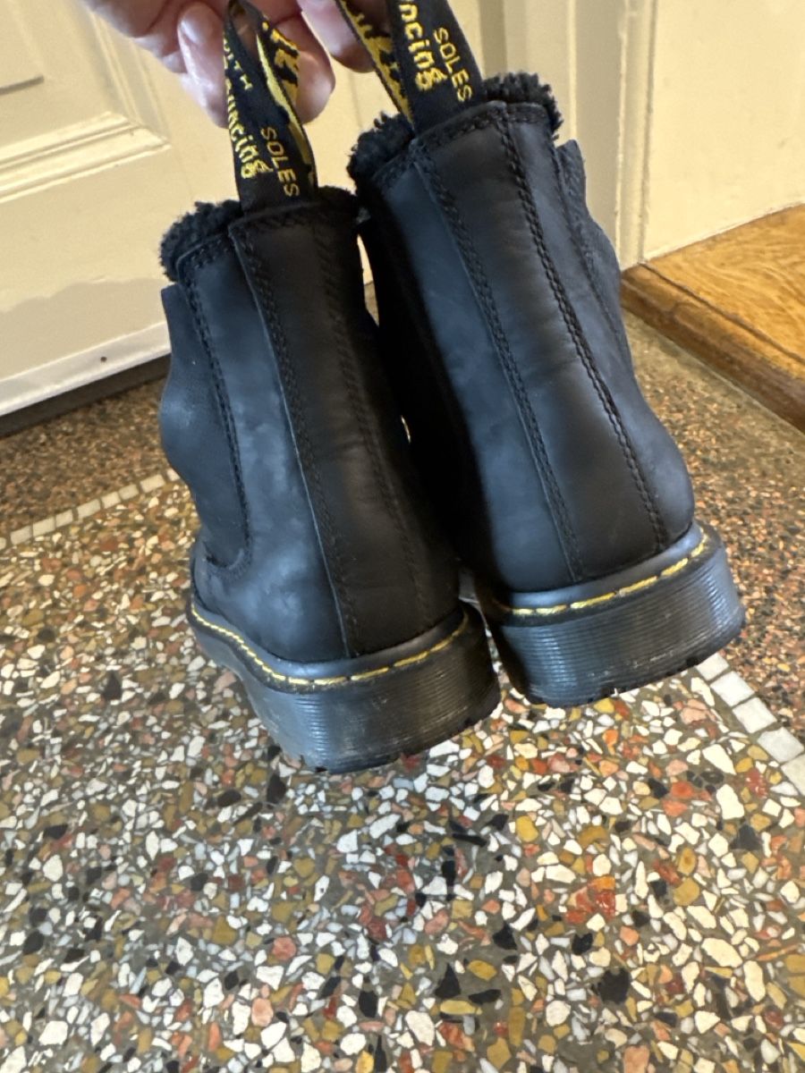 Dr. Martens Herrenschuhe: Dr. Martens Chelsea Boots, GR. 41 – Gebraucht aus Bern von Schindy 2