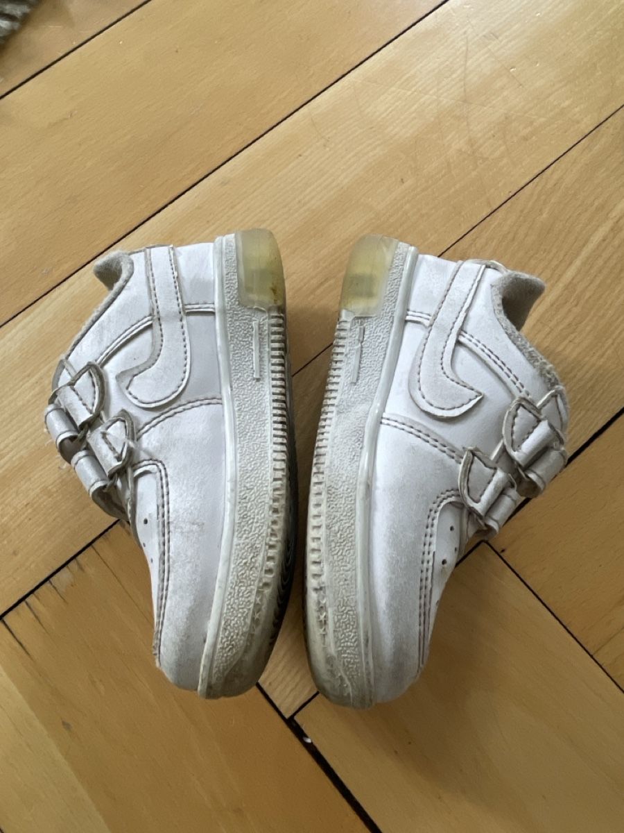 Nike Scarpe per ragazzi: Kinder Turnschuhe Nike Air Force 1 Gr.25 – Usato da Gossau SG venduto da Snikitas 1