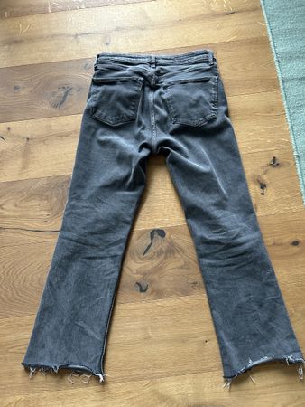 Zara Jeans, Grau, Gr. 38, Top Zustand