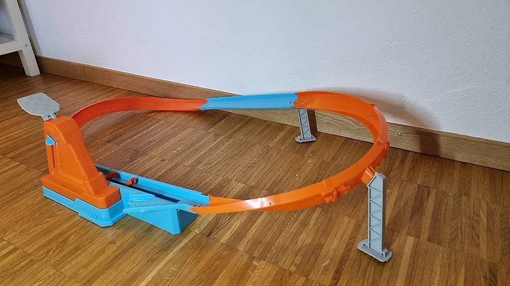 Giocattoli: Hot Wheels Rennstrecke  – Usato da Füllinsdorf venduto da ostrogorski 1