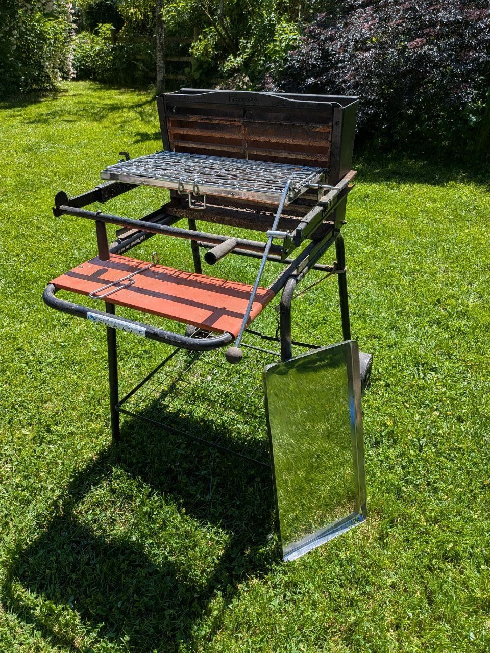 Grills: Vertikalgrill von Somagic Raymond – Gebraucht aus Kölliken von hhswm2312