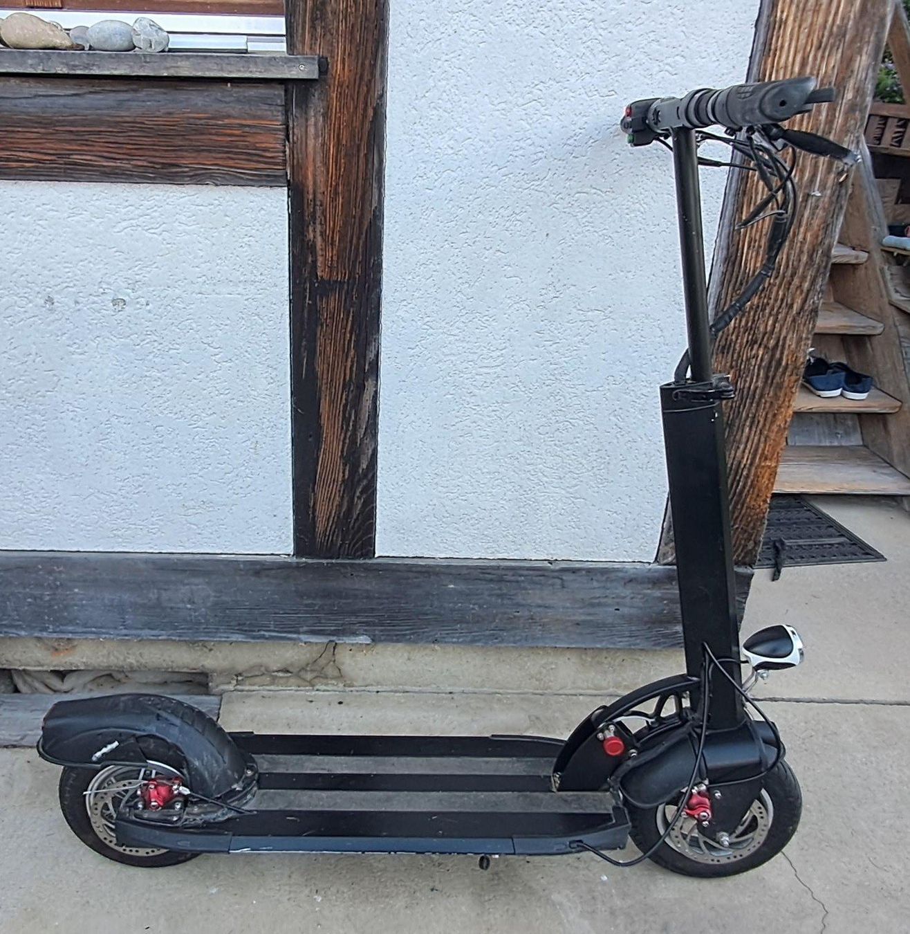 Akkus & Batterien: E-Trotti 500Watt 15Ah Lithium – Defekt aus Rüderswil von strupfliglobi
