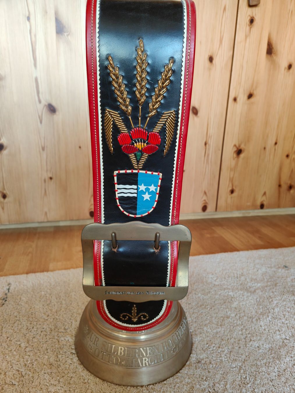 Campanacci mucche: Glocke - Berger Bärau – Usato da Schöftland venduto da sil_bn9x