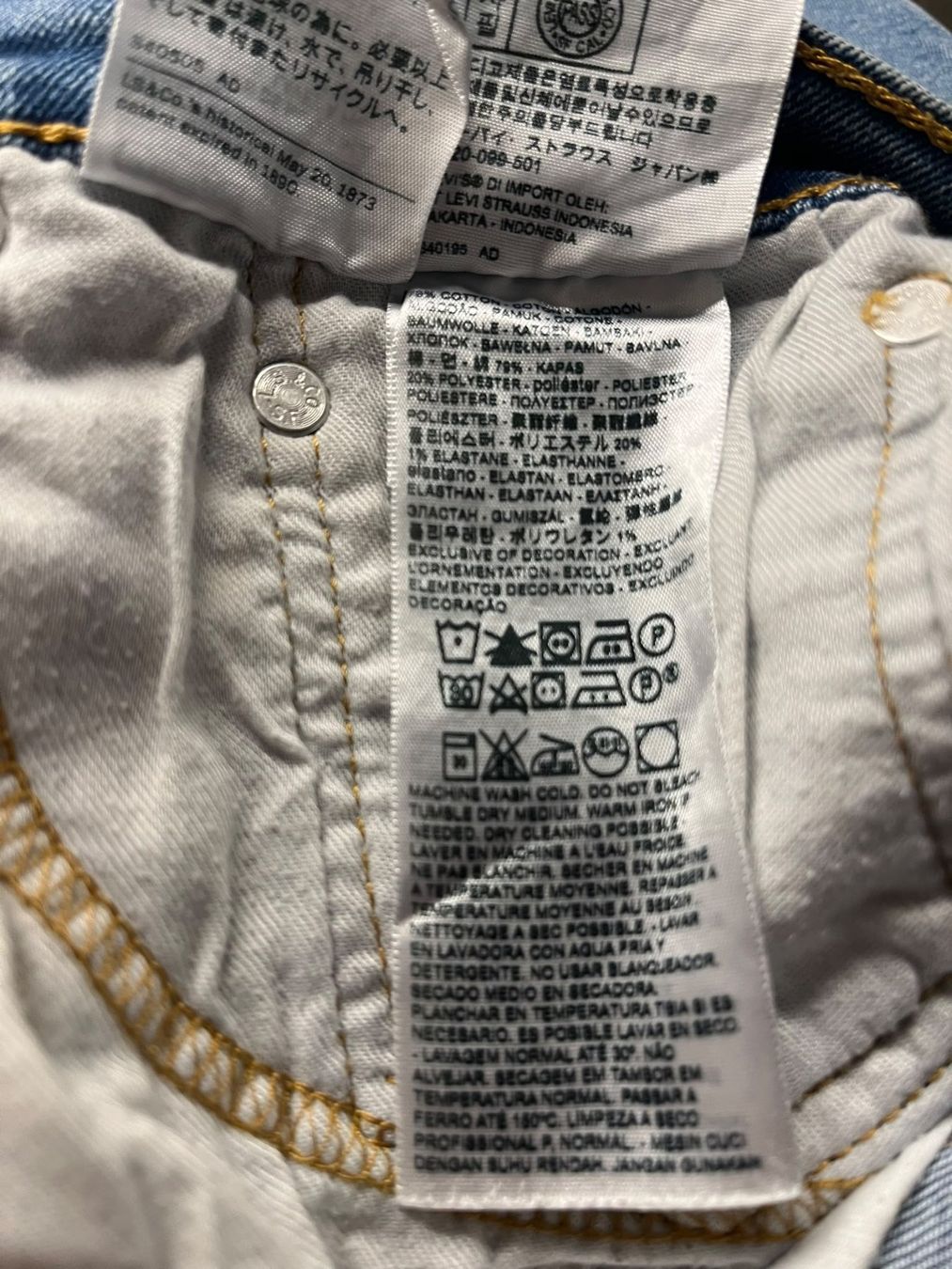 Levi's Jeans: Jeans Levi's 33 / 32 – Usato da Bussigny venduto da coltroc 7