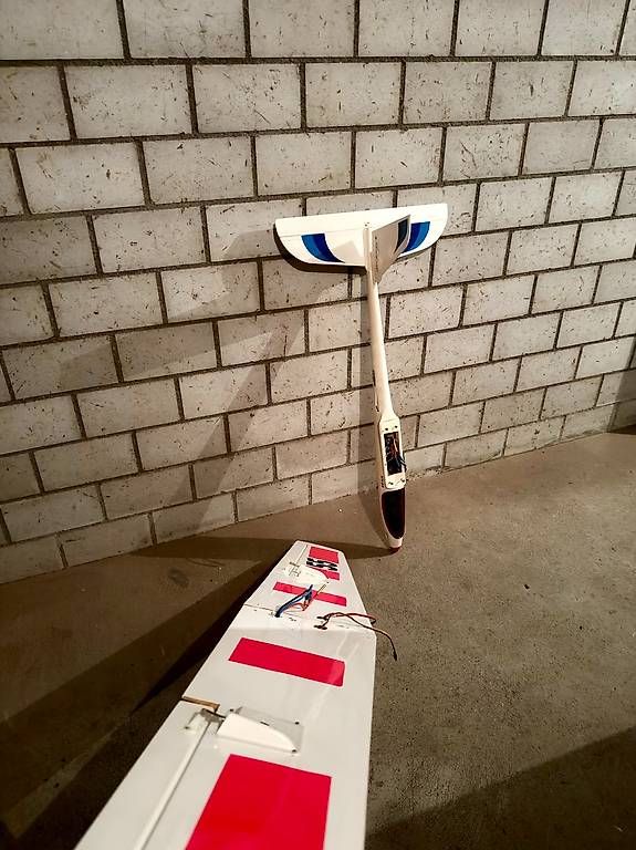 Modellismo RC: Modellflugzeug - Hawke 2000 SPEZIAL – Usato da Wil SG venduto da JoRaHa 2
