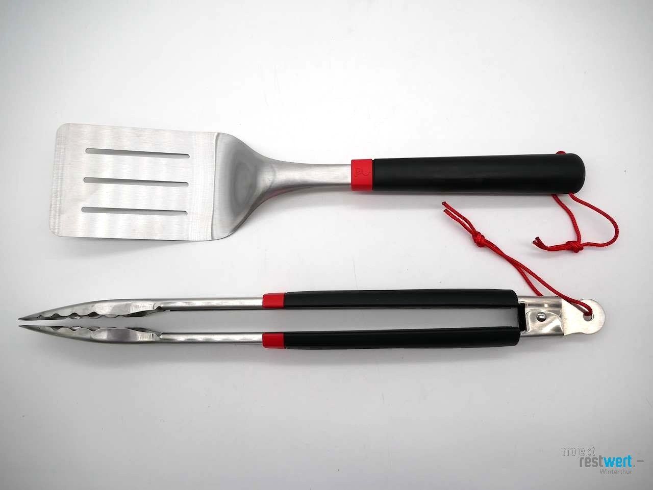 Set di posate: WEBER Grillbesteck, 2-teilig – Nuovo (secondo la descrizione) da Winterthur venduto da Restwert_Winterthur