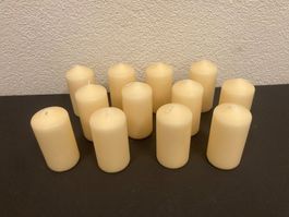 Kerzen Paket, 12 Stück a je ca. 12 x 6 x 6 cm, creme