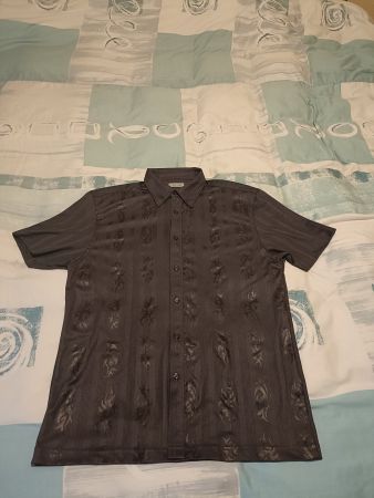 Chemise à manches courtes